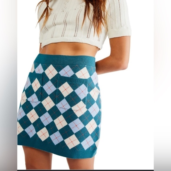 Free People Dresses & Skirts - NWD (has rip) Free People Argyle Viola Sweater Mini Skirt sz Small
